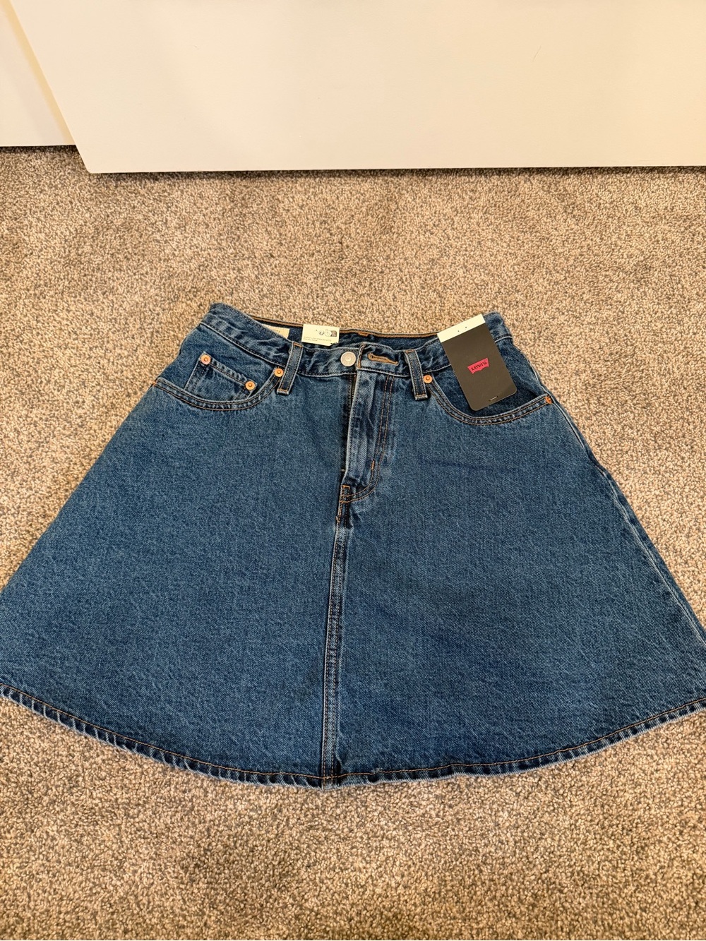 Levi’s NWT Classic A-Line Denim Skirt - Blue
